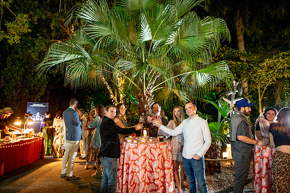 20251113_sara_kauss_photography_6409_horizontal_HR