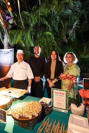 005_20251113_sara_kauss_photography_5329_vertical