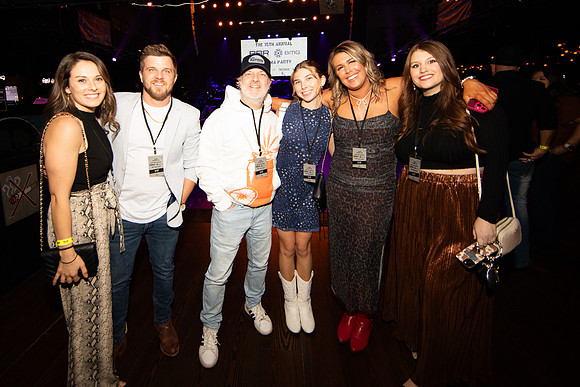 20251118_sara_kauss_photography_8359_HR