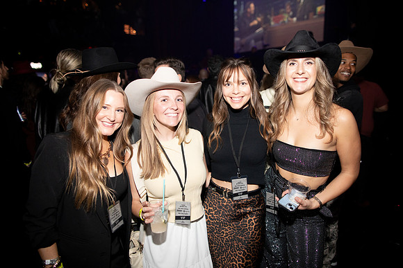 20251118_sara_kauss_photography_9625_HR