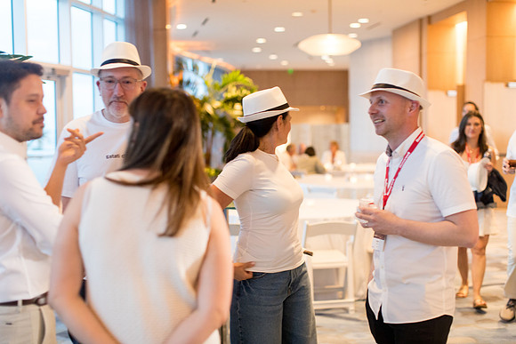 sara_kauss_photography_0139_dinner_03302025