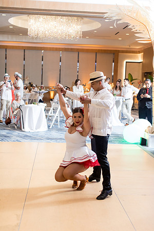 sara_kauss_photography_0517_dinner_03302025