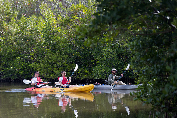 sara_kauss_photography_1759_kayaking_03312025