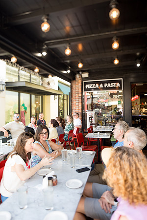 sara_kauss_photography_2790_foodtour_04012025