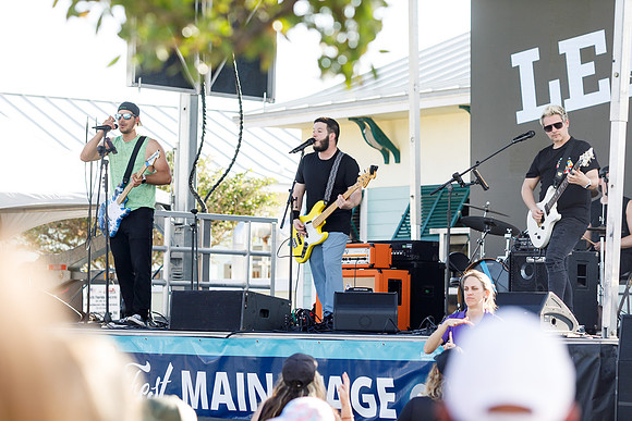 20260221_SaraKaussPhotography_TurtleFest_1675_LR