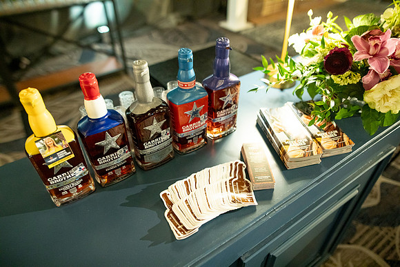 20260501_sarakaussphotography_0143_LR