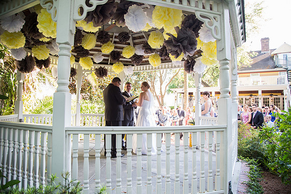 The_Courtyard_At_Lake_Lucerne_Wedding_by_Sara_Kauss_0859