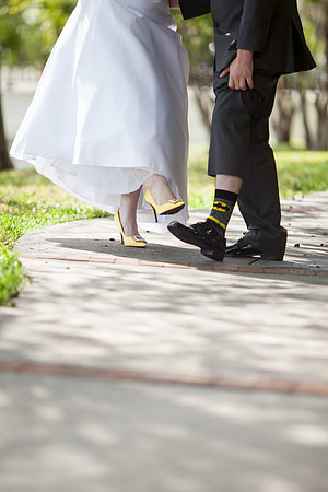 The_Courtyard_At_Lake_Lucerne_Wedding_by_Sara_Kauss_0633