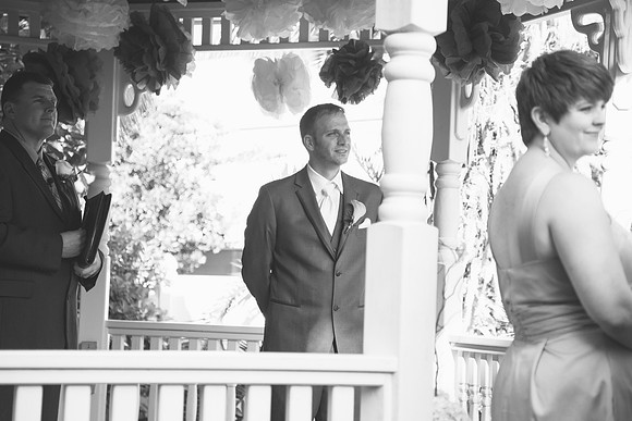 The_Courtyard_At_Lake_Lucerne_Wedding_by_Sara_Kauss_0784