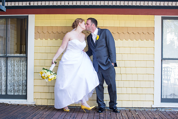 The_Courtyard_At_Lake_Lucerne_Wedding_by_Sara_Kauss_0986